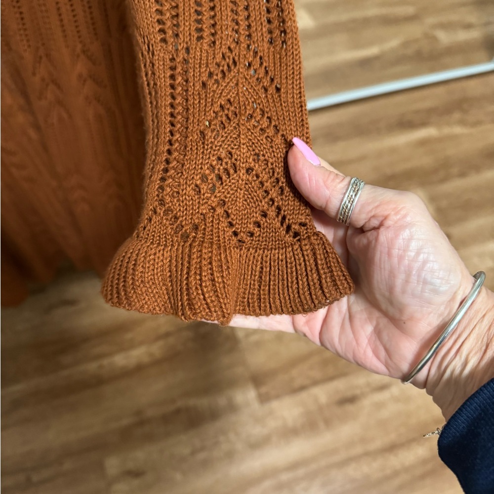 Hooked Up by IOT Rust Open-Knit Sweater - Picture 4 of 5